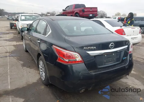 2013 Nissan Altima 2.5 S из США, поврежденный, VIN 1N4AL3AP7DN557463